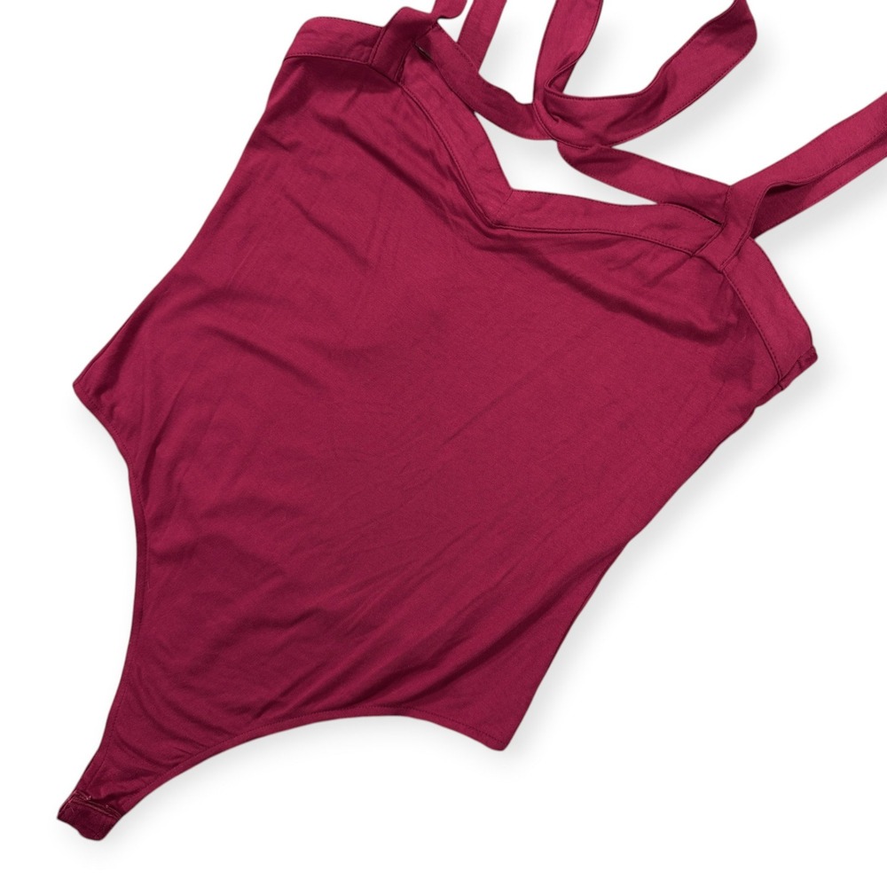 RED by BKE Sleeveless Strappy Neck Bodysuit Womens M Maroon Mock Neck Thong Snap - Picture 5 of 10